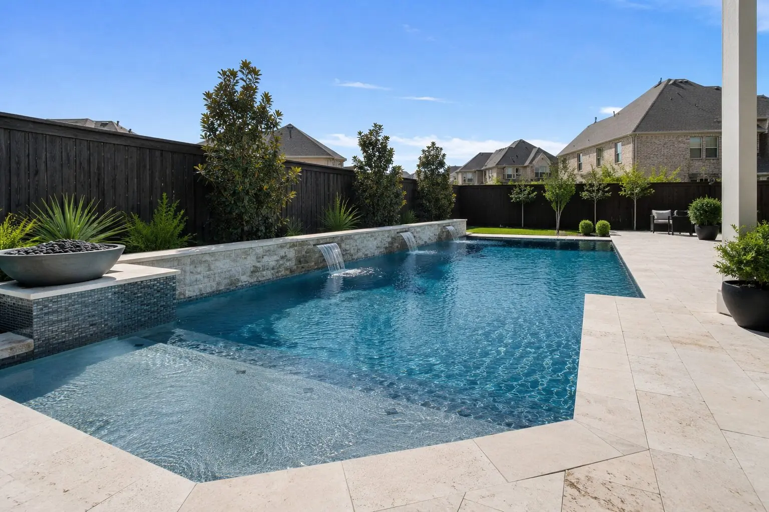 Weekly Pool and Spa Cleaning in Frisco: What to Confirm First